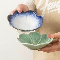 Handgefertigte Keramikschale mit Kiln-Change-Glasur, OEM-Anpassung, 5 Zoll, Pflaumenblüten-Design, für Gewürze, Sojasoße und Essig