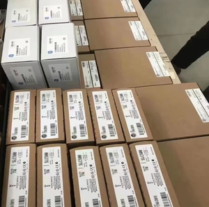สวิตช์โฟโตอิเล็กทริค Leuze PRK3CL1.T3/4T-200-M8 ของเยอรมัน รุ่นใหม่ เหมาะสำหรับการตรวจจับอุปกรณ์อัตโนมัติทางอุตสาหกรรม ฯลฯ - Product Image 2
