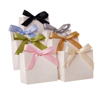Elegant Paperboard Gift Bags with Ribbon Bow Custom Logo Party Favor Bags for Wedding and Guest Souvenirs