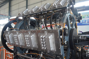 Machine à papier entièrement automatique prix d'usine système de réduction en pâte boîte à oeufs machine de boîte de plateau d oeufs de volaille - Product Image 6