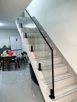 Rampe d'escalier en verre, main courante en métal, balustrade sans cadre, garde-corps de balcon pour escalier intérieur