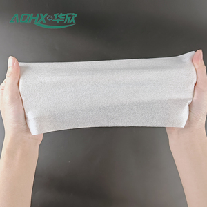 Échantillon gratuit Rouleau de <span class=keywords><strong>tissu</strong></span> non tissé 100% coton Spunlace personnalisé Matériau léger biodégradable pour serviette hygiénique - Product Image 3