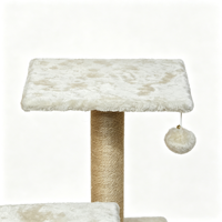 Arbre à chat d'intérieur élégant avec plusieurs plateformes, poteaux à gratter en sisal et jouet interactif suspendu – Mobilier moderne pour chat