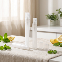 Mini bouteilles d'atomiseur givrées en plastique PP 5ml 8ml 10ml étanchéité de pulvérisateur de pompe en forme de cylindre pour vaporisateur de parfum d'huile essentielle