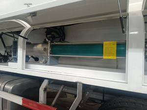 Camión de Emulsión Explosiva Mixta de Servicio Pesado para Sitio, Tanque Matrix de 12.3 CBM, Equipo de Carga para Voladuras Mineras con Retracción Automática de Mangueras - Product Image 3