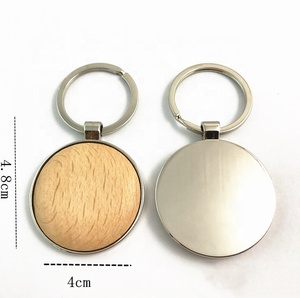 Promotionnel Rectangle Coeur Rond Maison En Forme De LOGO De Gravure À La Main Personnalisé Sculpture En Bois Porte-clés Pendentif Charme Porte-clés Tenir - Product Image 3