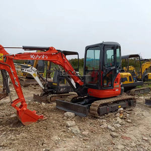 Mini Wxcavator d'occasion Kubota U35 Nice Machine multifonctionnelle de 3.5 tonnes pour le jardin agricole Excavatrice Kubota U35 d'occasion originale en vente - Product Image 5