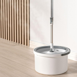 360 °   Serpillère Magique Plate Rotative avec Seau Essoreur pour Nettoyage Humide et Sec, Panier en Plastique pour Sols Domestiques - Product Image 3