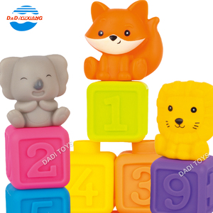 大地OEM/ODM可爱动物9PCS乙烯基堆叠玩具积木套装软堆叠玩具 - Product Image 2