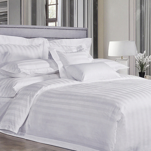 Parure de lit de luxe en jacquard rayé blanc 3 cm, 100 % coton, pour hôtel de luxe, vente en gros, taille personnalisée - Product Image 1