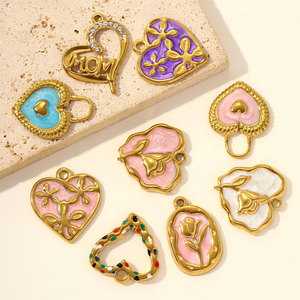 Dijes de Corazones de Lujo en Acero Inoxidable 316L con Baño de Oro PVD de 14k/18k, Resistentes al Agua, para Fabricación de Joyería, Pulseras y Collares - Product Image 1