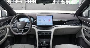 BYD Song Plus DM-i 2025, Auto Eléctrico Usado de Segunda Mano en China, con Autonomía de 401-500 km y Velocidad Máxima de 180 km/h, Gran Venta - Product Image 3