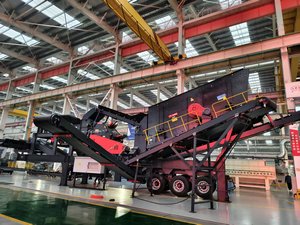 O Triturador de Pedra Móvel Mais Vendido de 2025 à Venda, Triturador Móvel Montado em Trailer na África do Sul, 150-200T/H, Triturador Móvel 90--650t/h - Product Image 2