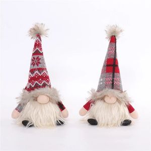 Adorable Juego de 2 Gnomos Navideños de Peluche con Luz LED Cálida y Barba Brillante, Regalo Festivo para Mesa - Product Image 2