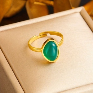 Anillo de Acero Inoxidable Chapado en Oro de 18K con Engaste Geométrico Ovalado de Estilo Retro - Product Image 3