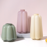 Vase en verre créatif de couleur rose imitation jade magnétique médiéval, décoration d'art de luxe léger, vase à fleurs hydroponique en cristal