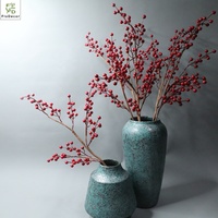 Penjualan Laris 72CM Ranting Holly Berry Buatan 9 Cabang dengan Buah Berry Merah dari Busa untuk Dekorasi Natal.