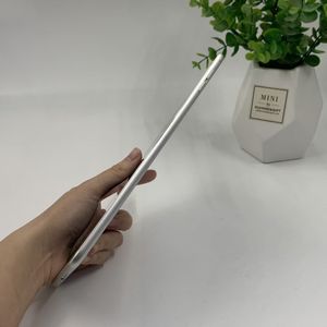 Tablette d'occasion de haute qualité en gros pour 7,9 pouces, compatible iOS 15.0, 2+32 Go avec écran Retina, Wi-Fi uniquement, iPad Mini 4 - Product Image 3