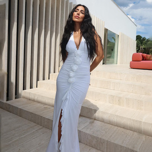 Robe longue de soirée pour femme, style européen, col halter, décolleté plongeant en V, dos nu, motif floral, fente, coupe ajustée, printemps - Product Image 2