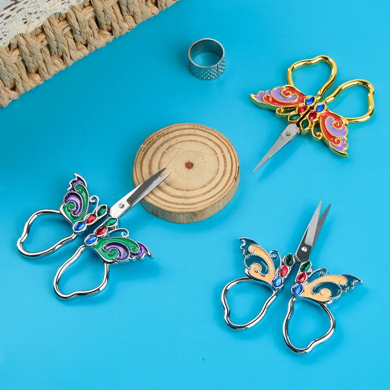Vintage Small Stainless Steel Embroidery Scissors Light Luxury Ancient Style Tea Cloth Scissors Butterfly Painted Point Scissors