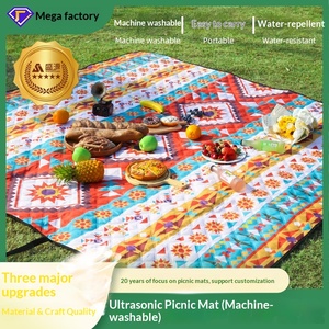 Tapis de plage extra-large en polaire pliable, imperméable, pour camping et pique-nique, anti-humidité, auto-adhésif, épais, Yafang - Product Image 2