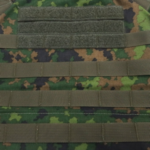 سترة تدريب تكتيكية قابلة للتعديل بنمط التمويه الغابي مع نظام MOLLE - Product Image 4