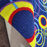 Tapis de mosquée mur-à-mur ignifuge insonorisé imprimé en polyester conçu sur mesure 4m voiture moderne lavable de prière musulmane