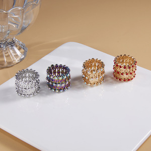 2026 Hot Sale 2 in 1 Kreativer Kupfer armband Stretch Ring Transform able <span class=keywords><strong>Magic</strong></span> Teleskop ring Verstellbarer Damen schmuck ring - Product Image 4