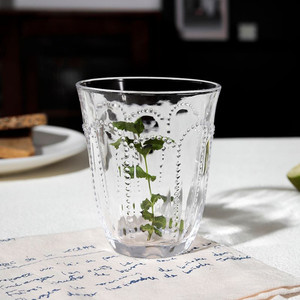 Verre à <span class=keywords><strong>vin</strong></span> mural épais et réutilisable, style INS, avec motif en relief, pour la maison, <span class=keywords><strong>coupe</strong></span> à jus rouge, luxe léger - Product Image 4