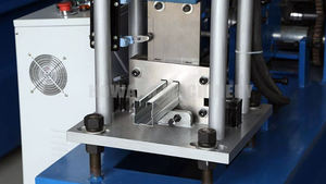 Soporte de Metal de entrega rápida para instalación de paneles solares Soporte fotovoltaico solar Máquina formadora de rollos - Product Image 4