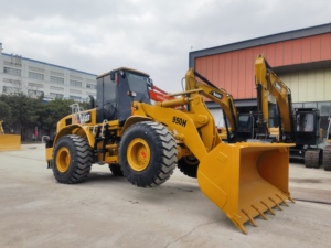 Caterpillar d'occasion pour chargeuse sur pneus CAT 950H en excellent état Équipement japonais avec moteur central et moteur disponible à la vente - Product Image 2