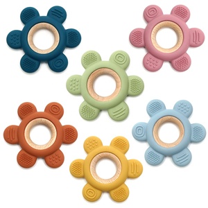 Juguetes Mordedores para Bebés Libres de BPA, Anillo de Madera con Forma de <span class=keywords><strong>Cactus</strong></span> Navideño para Niños, <span class=keywords><strong>Mordedor</strong></span> de Silicona No Tóxica con Forma de Flor - Product Image 1