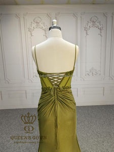 QUEENSGOWN Abito da Sera Verde Oliva Elegante con Spacco in Velluto Stile Sirena Spalline Sottili Sexy Illusione Corporea con Paillettes per Feste - Product Image 6