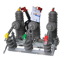 Disjoncteur à vide triphasé monté sur poteau pour extérieur, série ZW32-24, capacité de coupure 25/20 kA, 50/60 Hz, vide nominal