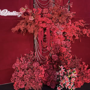 การจัดดอกไม้ทางเดินงานแต่งงานแบบกำหนดเองด้วยดอกกุหลาบสีแดง กล้วยไม้ และไฮเดรนเยีย ดอกไม้ประดิษฐ์ตั้งพื้นสุดหรู - Product Image 2