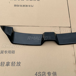 Aileron arrière extérieur en fibre de carbone style VM pour BMW Série 1 F20 116i 120i 118i 2016 2017 2018 - Product Image 5