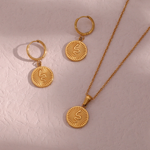 2023 Trendy Women 18K Gold Plated Stainless Steel <strong>Medallion</strong> Sunburst Snake Coin Pendant <strong>Necklace</strong> Waterproof Jewelry - Product Image 3