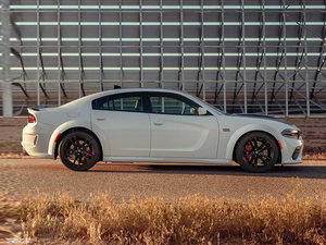 Kit di Conversione Carrozzeria Hellcat SRT Widebody per <span class=keywords><strong>Dodge</strong></span> <span class=keywords><strong>Charger</strong></span> 2015+, Kit Completo con Paraurti e Griglia - Product Image 3