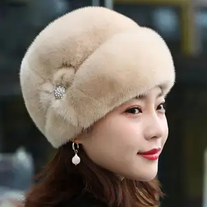 Chapeau d'hiver russe Décor de fleurs épaissies Luxe Garder au chaud Couleur solide Automne Hiver Thermique Femmes d'âge moyen Casquette Pour l'extérieur