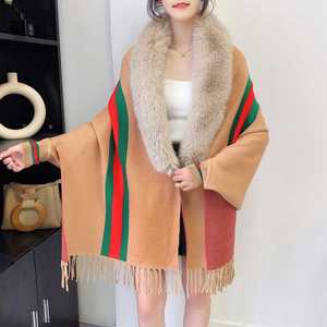 Nuova moda donna <span class=keywords><strong>Cardigan</strong></span> invernale <span class=keywords><strong>con</strong></span> <span class=keywords><strong>collo</strong></span> in pelliccia di Cashmere autunno e inverno <span class=keywords><strong>con</strong></span> capo esterno <span class=keywords><strong>scialle</strong></span> tradizionali sciarpe e scialli - Product Image 1