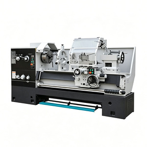 High Rigidity CA6140 Horizontal Metal Lathe 2000mm Length 500kg Capacity BT40 Spindle 6 <b>Tool</b> <b>Stations</b> 380V - Product Image 1