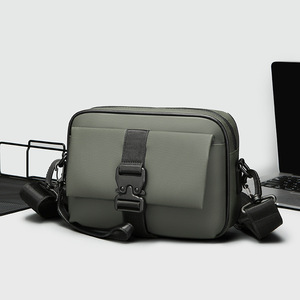 Bolso Bandolera de Nailon para Hombre, Diseño Impermeable, Ligero y Duradero, con Logotipo Personalizado - Product Image 4