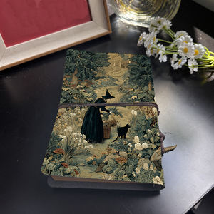 Cahier A6 fait <span class=keywords><strong>à</strong></span> la main Pages remplaçables papier Vintage épais essentiel pour les pros de bureau avec <span class=keywords><strong>sorcière</strong></span> chat noir forêt herbes <span class=keywords><strong>imprimer</strong></span> - Product Image 3