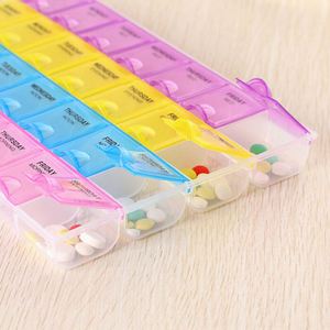 Nouveau produit : Boîte à pilules de voyage 7 jours, 28 compartiments, boîte à pilules mensuelle en plastique - Product Image 3