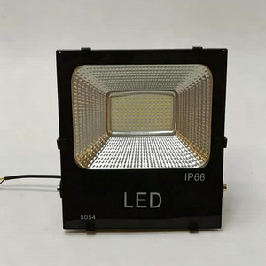 Projecteur LED 50W 100W à puce COB IP66 extérieur haute luminosité large faisceau à montage en surface - Product Image 1