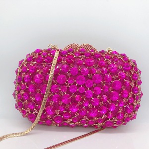<span class=keywords><strong>Borsa</strong></span> da sera da <span class=keywords><strong>donna</strong></span> <span class=keywords><strong>fucsia</strong></span> cava con strass, pochette di lusso rosa shocking con cristalli per matrimonio, <span class=keywords><strong>borsa</strong></span> da sposa, <span class=keywords><strong>borsa</strong></span> africana con rivetti a diamante - Product Image 3