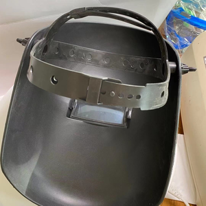 Casco de soldadura con oscurecimiento electrónico, protectora de seguridad para soldador máscara facial, estilo Taiwán, venta al por mayor, barato - Product Image 5