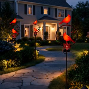 Décorations solaires de jardin en forme de cardinal rouge, figurines à piquer, décorations commémoratives de Noël pour la cour, le patio, la véranda, le chemin, la pelouse - Product Image 6