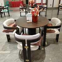 Ensemble de meubles Ron Group, table et chaises modernes, rondes, en marbre, avec cadre en bois et revêtement en cuir, pour café et restaurant