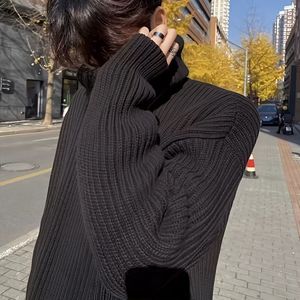 <span class=keywords><strong>Pull</strong></span> en maille noir à col montant <span class=keywords><strong>pour</strong></span> homme - Coupe ample, texture à rayures verticales, chic urbain, essentiel <span class=keywords><strong>pour</strong></span> l'automne/hiver - Product Image 3